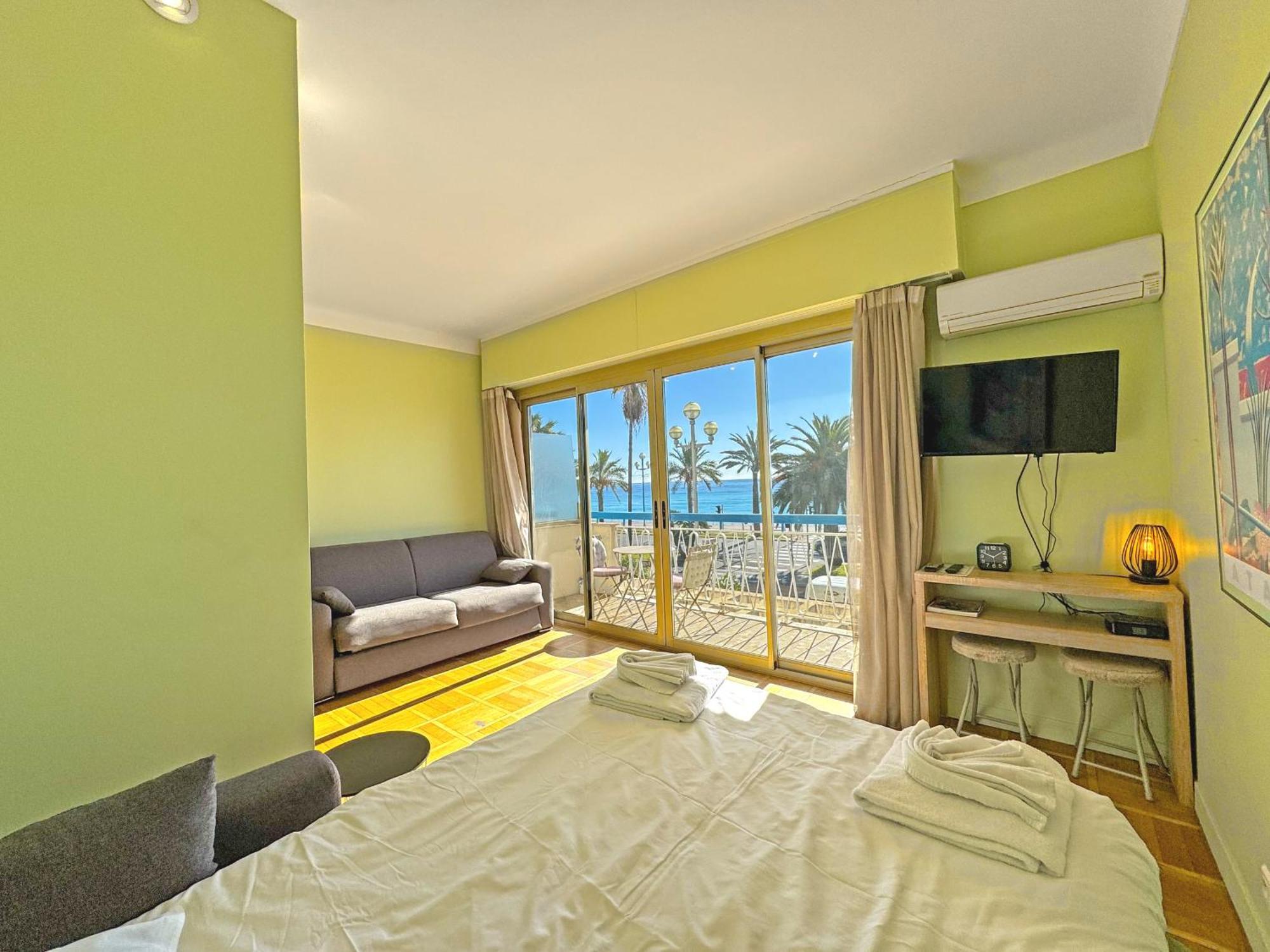 Promenade Holiday - Suffren Beach Nice Exterior photo